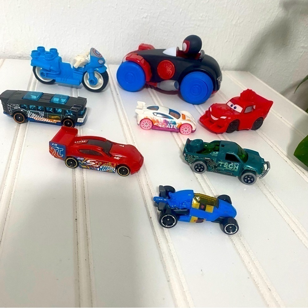 Disney Pixar Cars and Marvel / Hot Wheels Mixed Lot of (9) Toy Cars